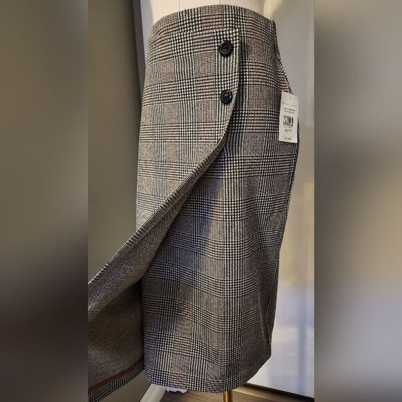 NWT Sanctuary brown plaid skirt - Picture 4 of 10
